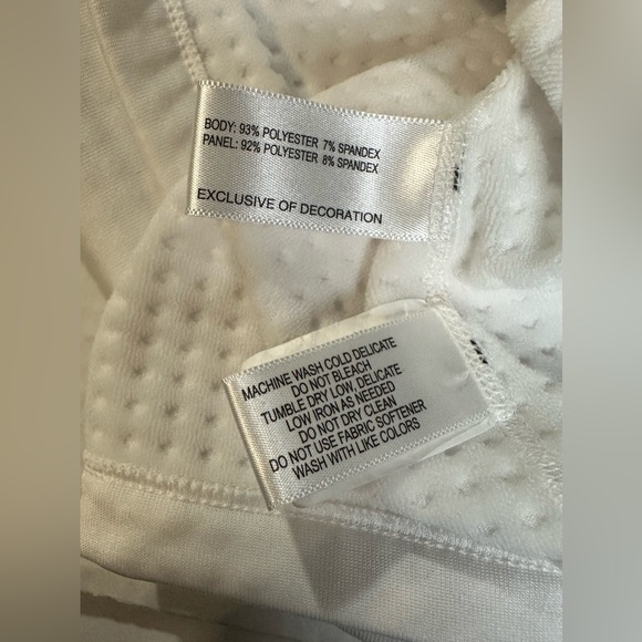 Cutter & Buck Annika White Zip Up Sweater Golf Pebble Beach Logo Dry Tec XL - Picture 9 of 10